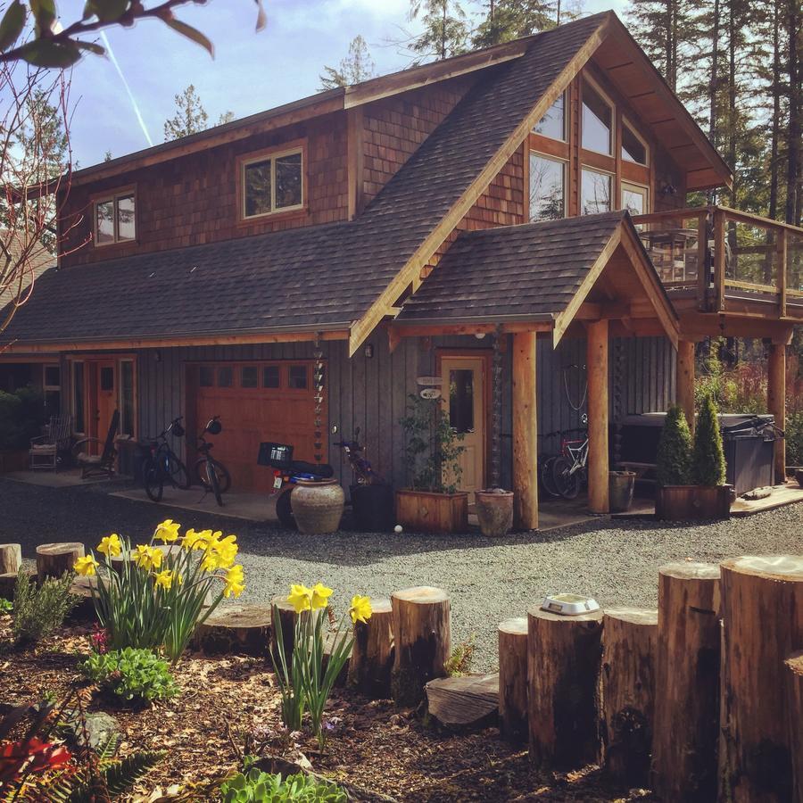 Black Bear Guesthouse توفينو المظهر الخارجي الصورة