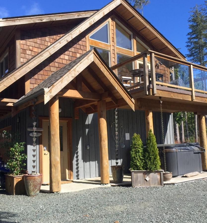 Black Bear Guesthouse توفينو المظهر الخارجي الصورة